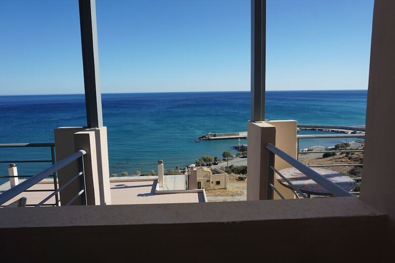 Portela Apartments Kastri