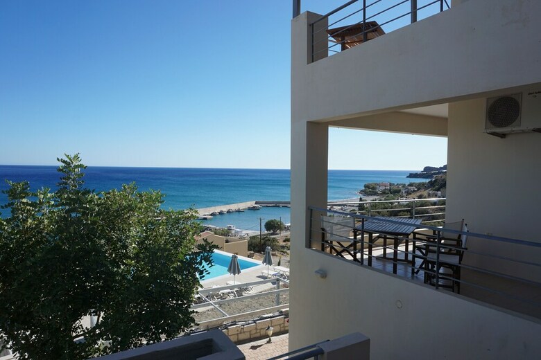 Portela Apartments Kastri