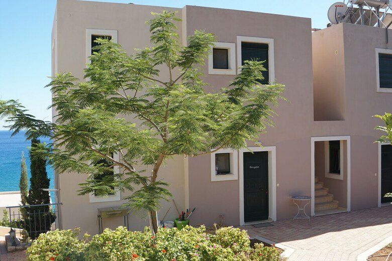 Portela Apartments Kastri