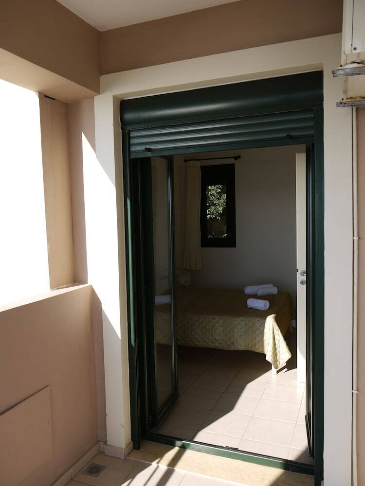 Portela Apartments Kastri
