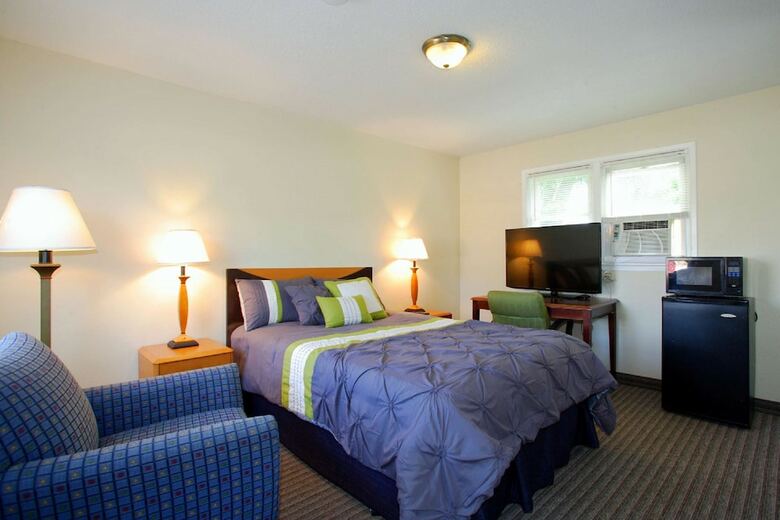 Motel Custom Stay Residence And Suites