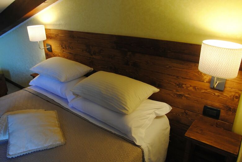 Hotel Flower Inn B&B