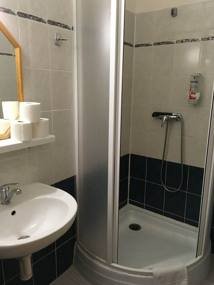 Hotel T?i R??e