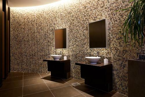 Nine Tree Premier Hotel Myeongdong 2