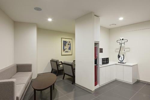 Nine Tree Premier Hotel Myeongdong 2