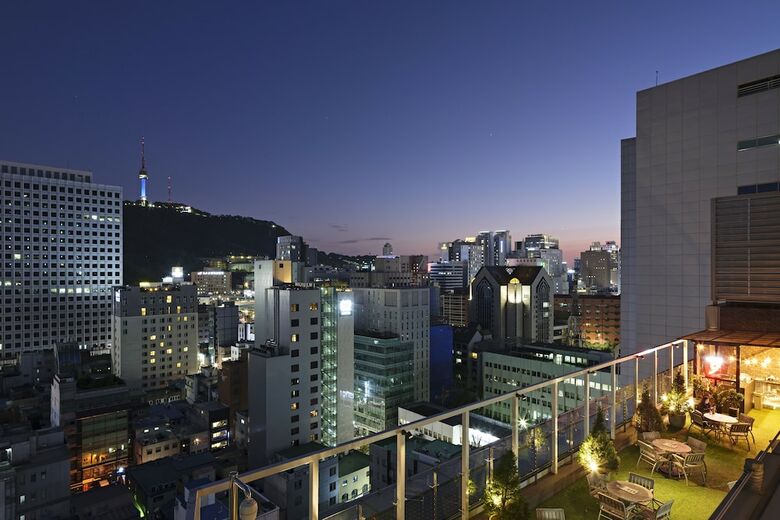 Nine Tree Premier Hotel Myeongdong 2