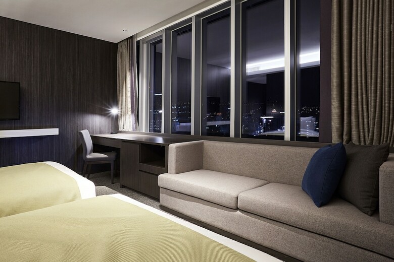 Nine Tree Premier Hotel Myeongdong 2