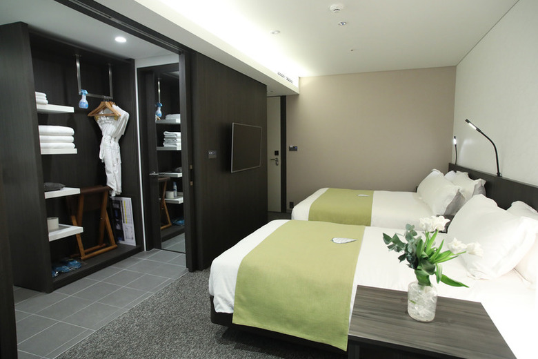 Nine Tree Premier Hotel Myeongdong 2