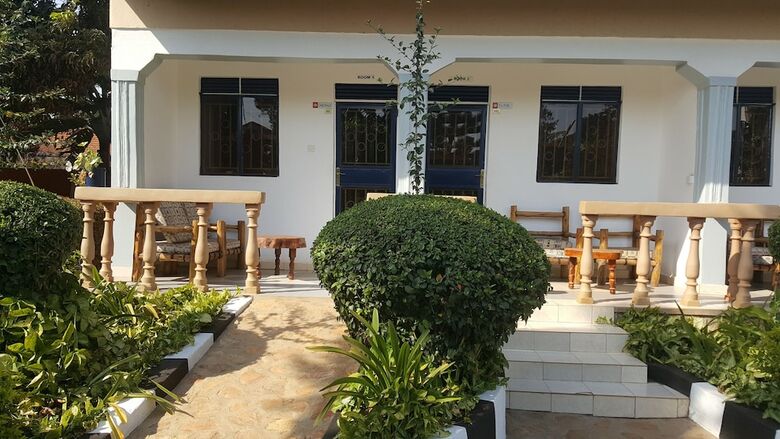 Hotel Phenicia Motel