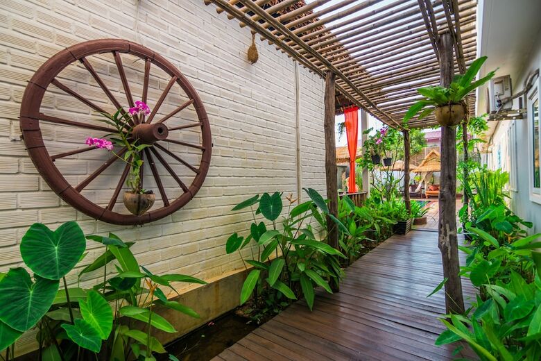 Hotel Wheel Garden Residence