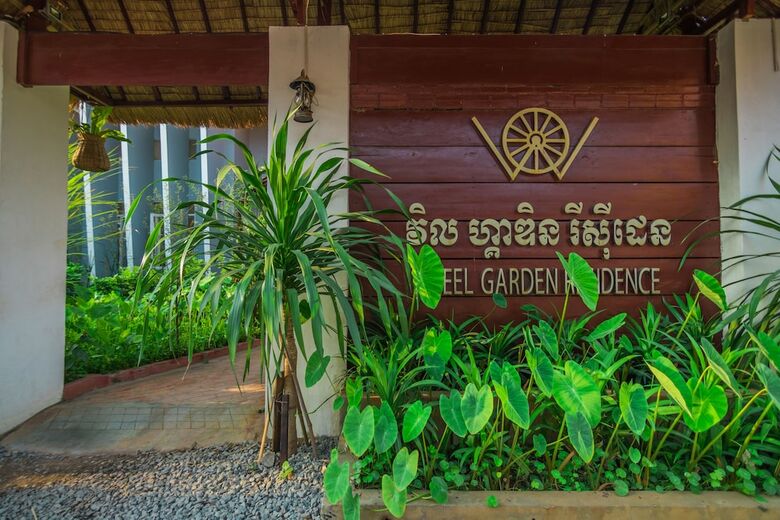 Hotel Wheel Garden Residence