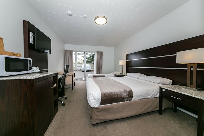 Airport Gateway Hotel
