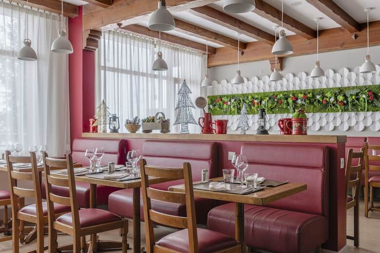 Hotel H�tel Les Arolles