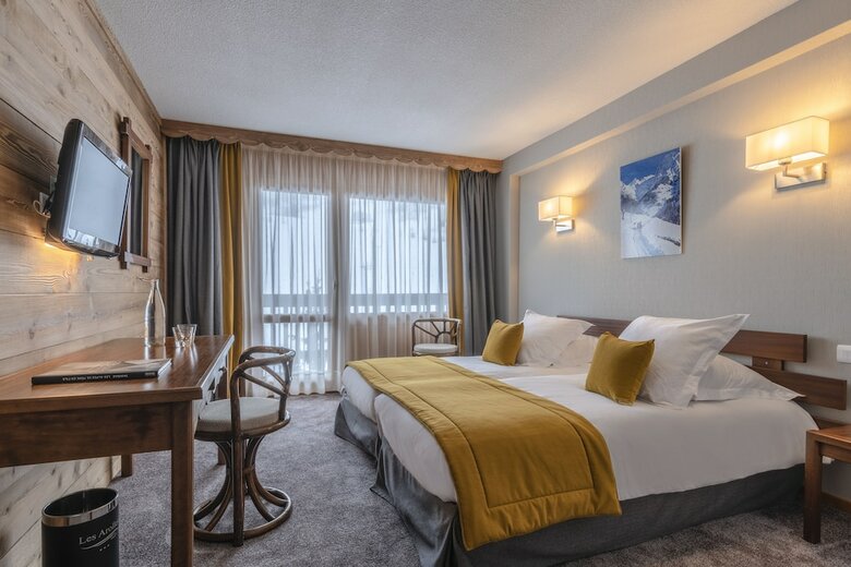 Hotel H�tel Les Arolles