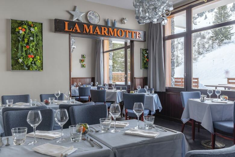 Hotel H�tel Les Arolles
