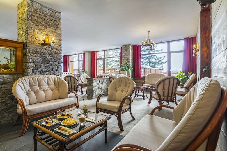 Hotel H�tel Les Arolles