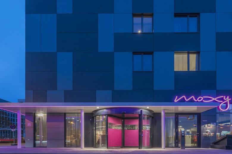 Hotel Moxy Frankfurt Airport