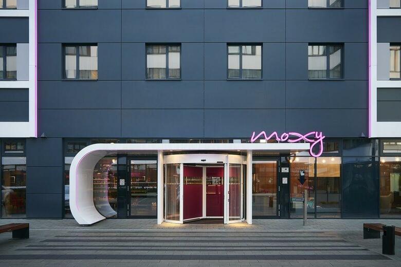 Hotel Moxy Frankfurt Airport