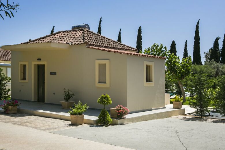 Apartamentos Cypress Garden Villas