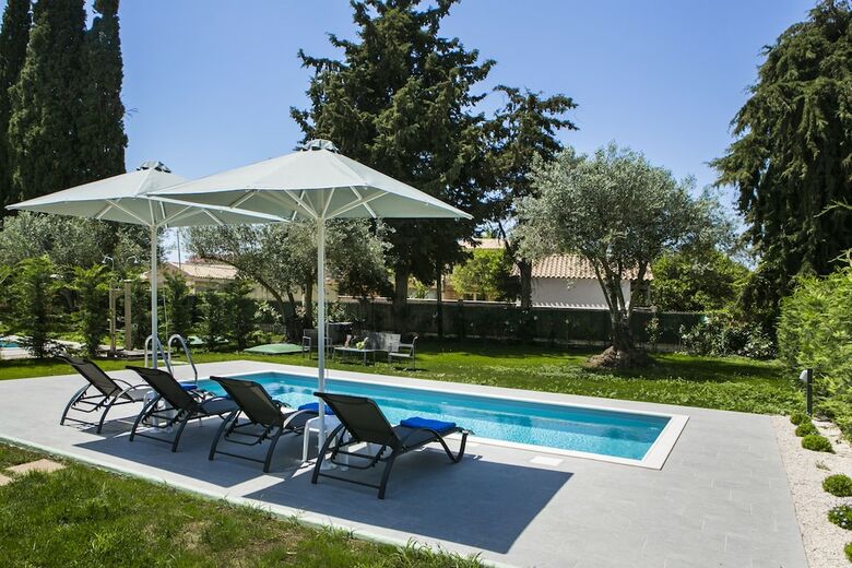 Apartamentos Cypress Garden Villas