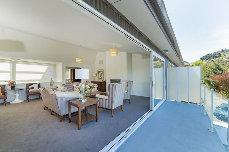Gemini Lake View Villa