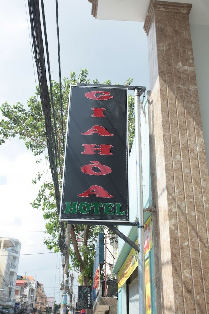 Gia Hoa Hotel