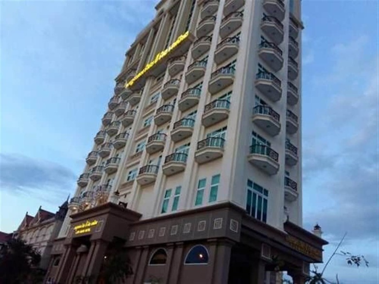Lbn Asian Hotel