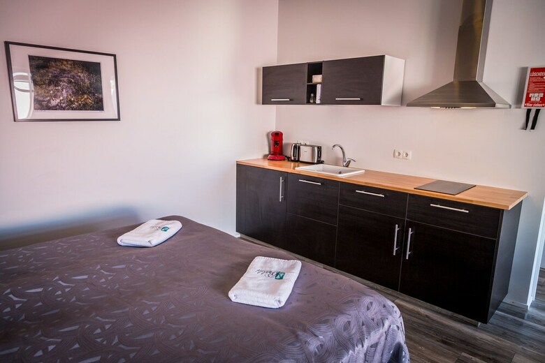 Bakki Hostel And Apartments