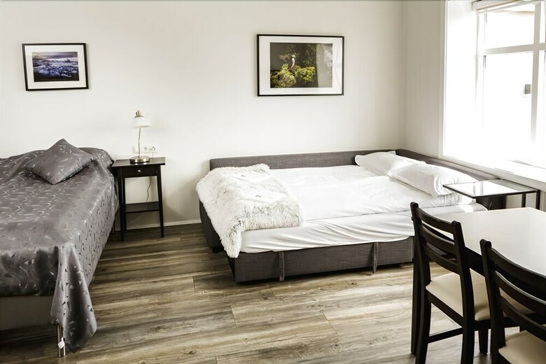 Bakki Hostel And Apartments