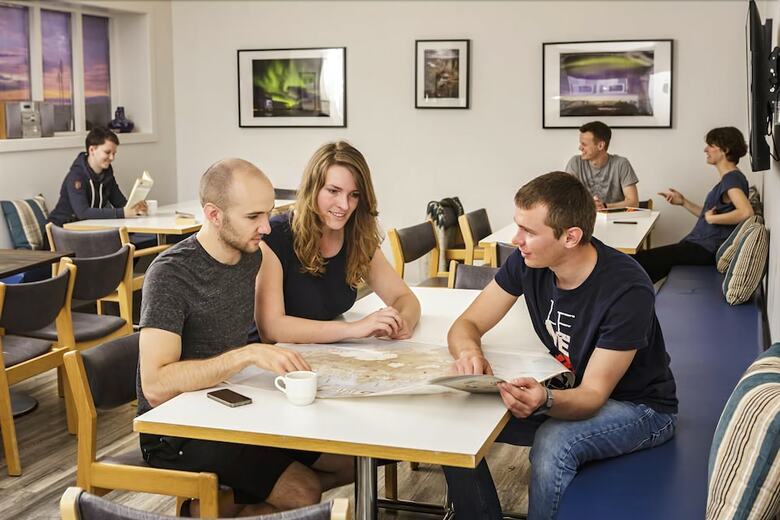 Bakki Hostel And Apartments