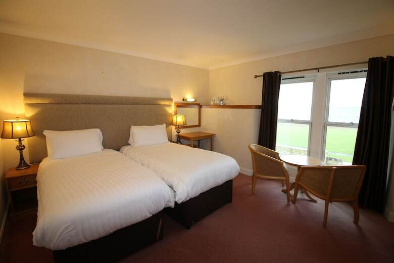 Parkstone Hotel