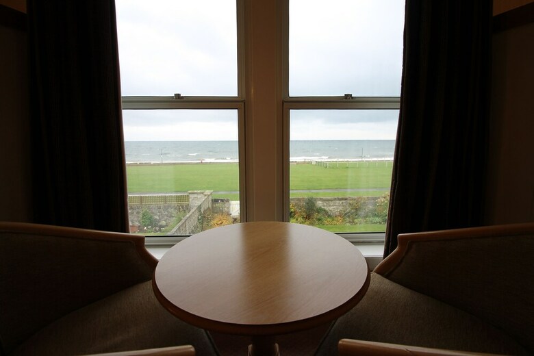Parkstone Hotel
