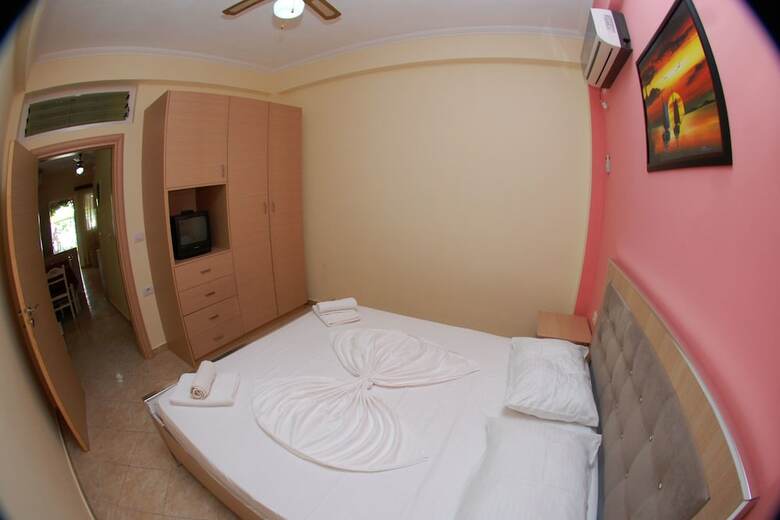 Apartamentos Vila Alvin