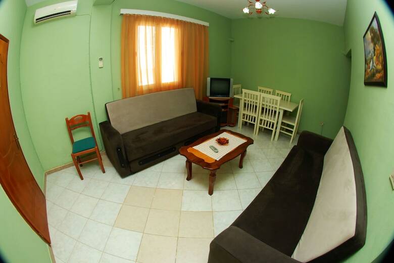 Apartamentos Vila Alvin