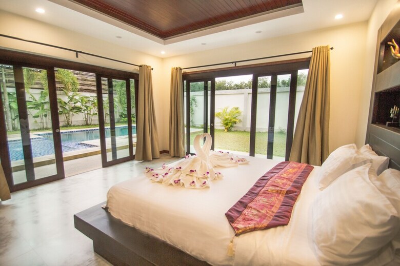 Infinity Pool Villa