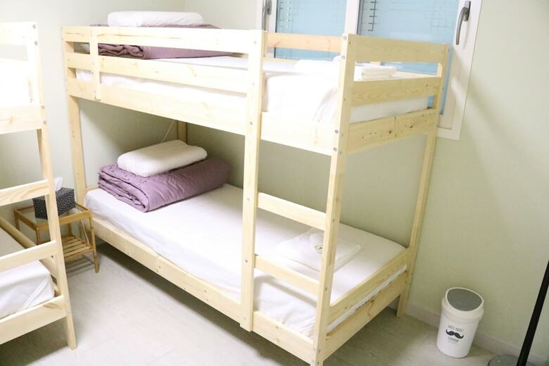 Hostal Korus Guesthouse - Hostel
