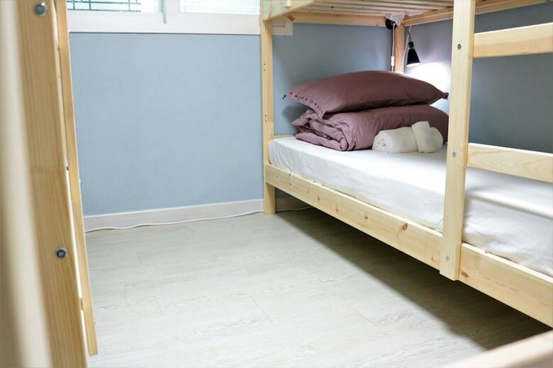 Hostal Korus Guesthouse - Hostel