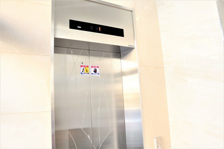 Hostal Korus Guesthouse - Hostel