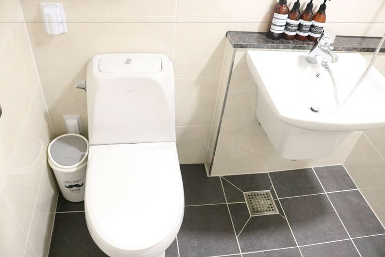 Hostal Korus Guesthouse - Hostel