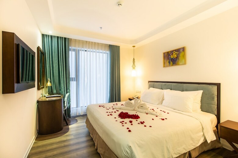 Adaline Hotel & Suite