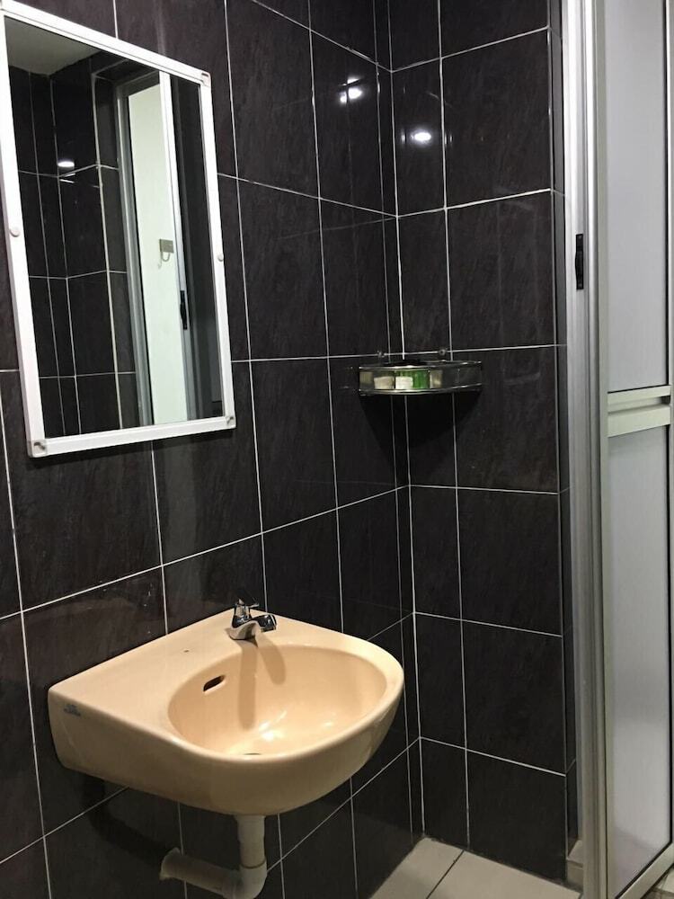 Hotel Al Abraar