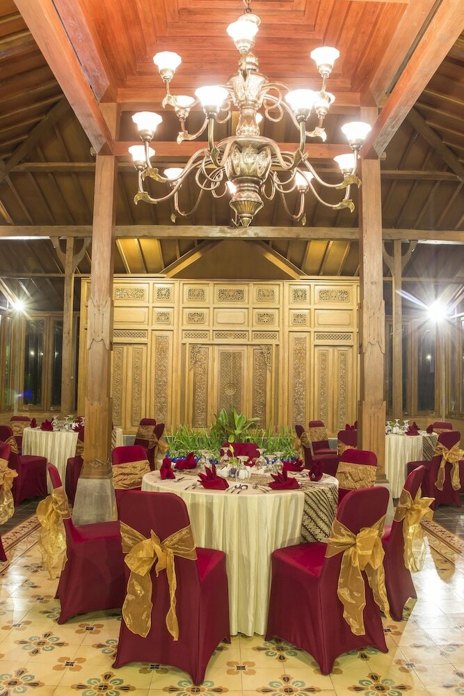 Burza Hotel Yogyakarta