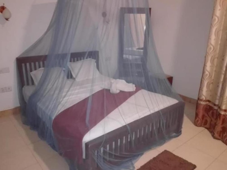 Hotel Shadow Inn Guest House Ella
