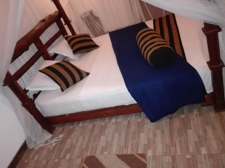 Hotel Shadow Inn Guest House Ella
