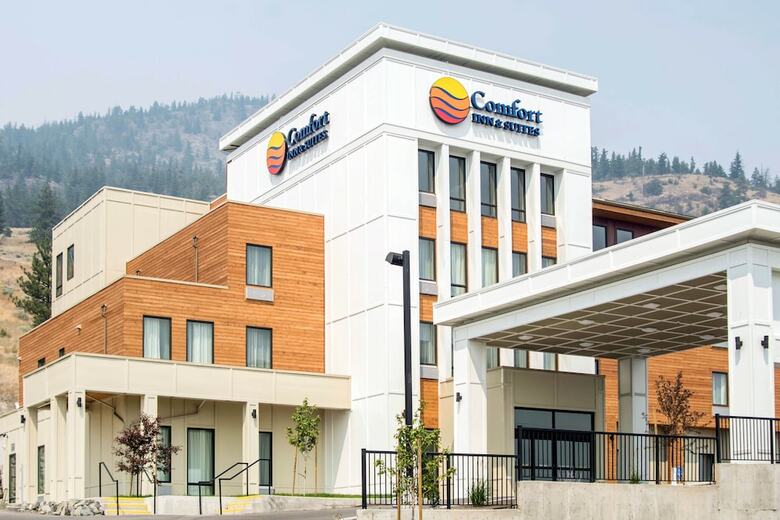 Hotel Comfort Inn & Suites