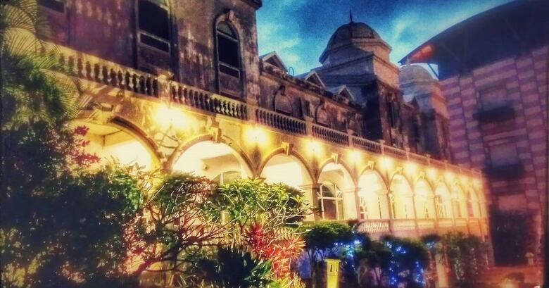 Hotel Empire Pacific Castle