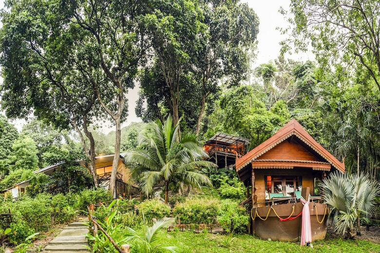 Hotel Koh Jum Ocean Beach Resort