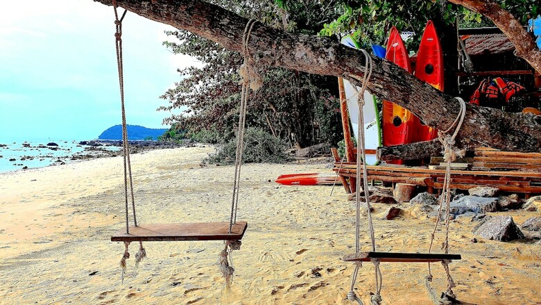 Hotel Koh Jum Ocean Beach Resort