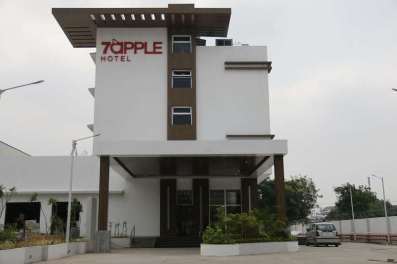 7 Apple Hotel Vadodara