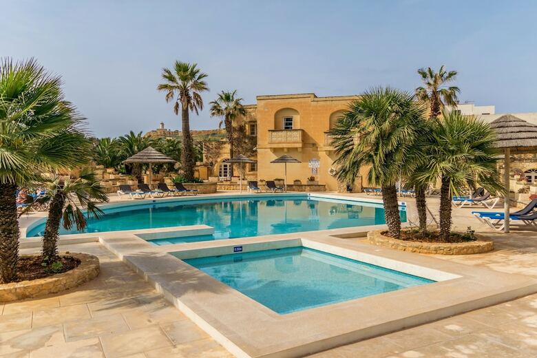 Hotel Villagg Tal Fanal